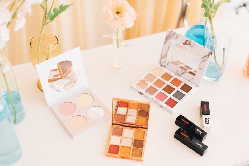 Halloween eyeshadow palette